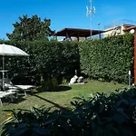 Jbs Guest House