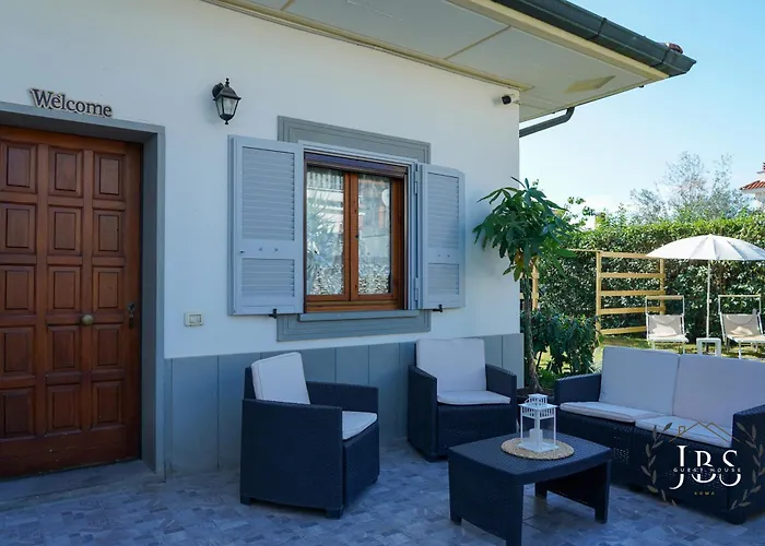 Jbs Guest House